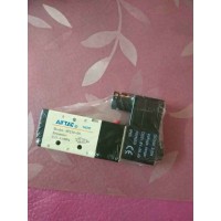 13902451985回收施克接近開關回收亞德克電磁閥